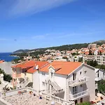 With A Parking Space Hvar - 4004 Lejlighed Hvar Town