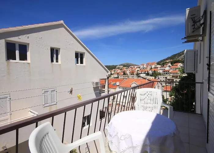 With A Parking Space Hvar - 4004