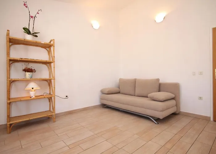 With A Parking Space Hvar - 4004 아파트 *