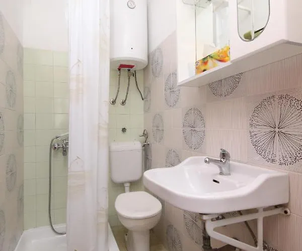 With A Parking Space Hvar - 4004 * 흐바르