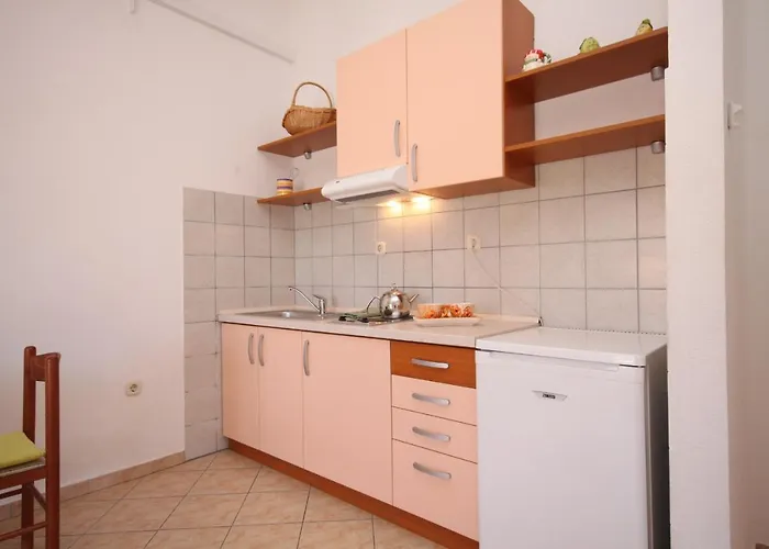 아파트 With A Parking Space Hvar - 4004